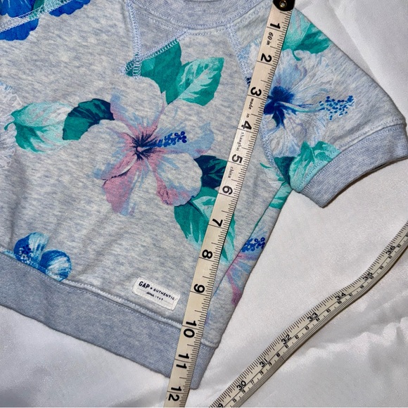 Baby Gap 6-12 mos Girl S/S Gray Blue‎ Pink Big Flowers Fleece/Top/Shirt - Picture 6 of 6